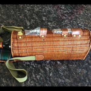 Wine carrier. NWOT